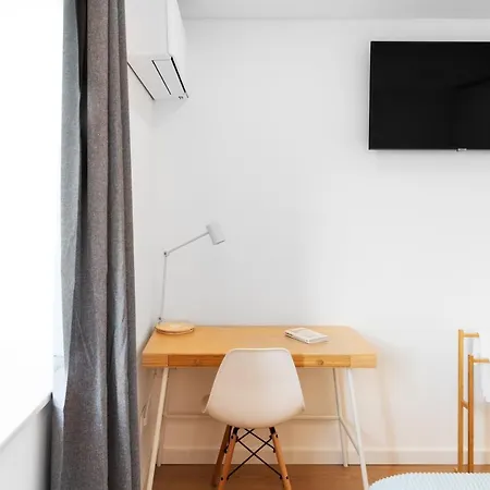 Διαμέρισμα East River - T4 Junto Ao Altice Forum - *