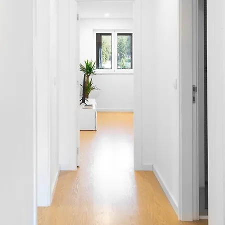 East River - T4 Junto Ao Altice Forum - Braga