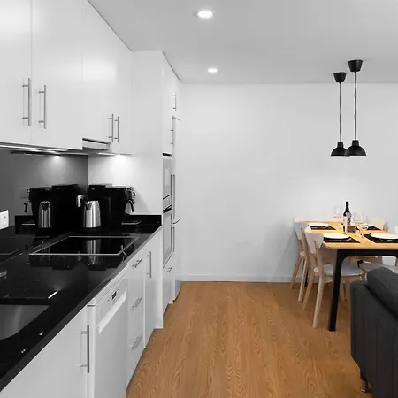 East River - T4 Junto Ao Altice Forum -