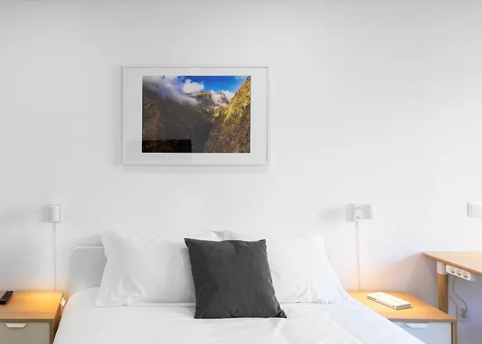 East River - T4 Junto Ao Altice Forum - * Braga