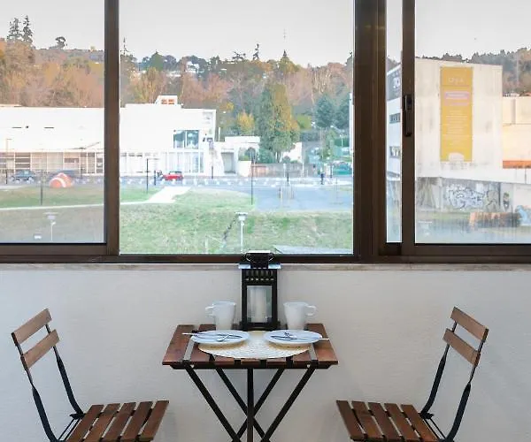 East River - T4 Junto Ao Altice Forum - Braga