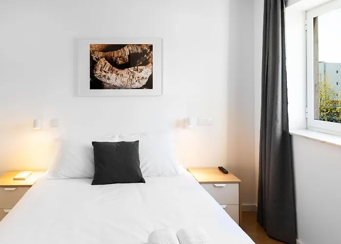 Appartement East River - T4 Junto Ao Altice Forum - *