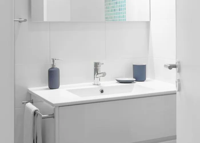 Apartament East River - T4 Junto Ao Altice Forum -